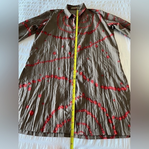 TARA VAO Tunic Blouse Button Front Spiral Splatter Pattern Crinkle Fabric Artsy - Picture 14 of 17